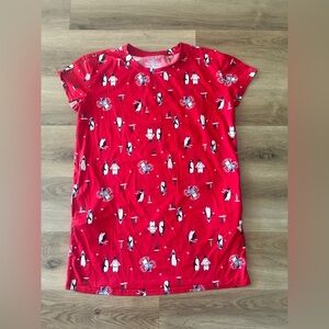 Joyspun Women’s Holiday Penguin Print Sleep Shirt Red S/M – Like New
